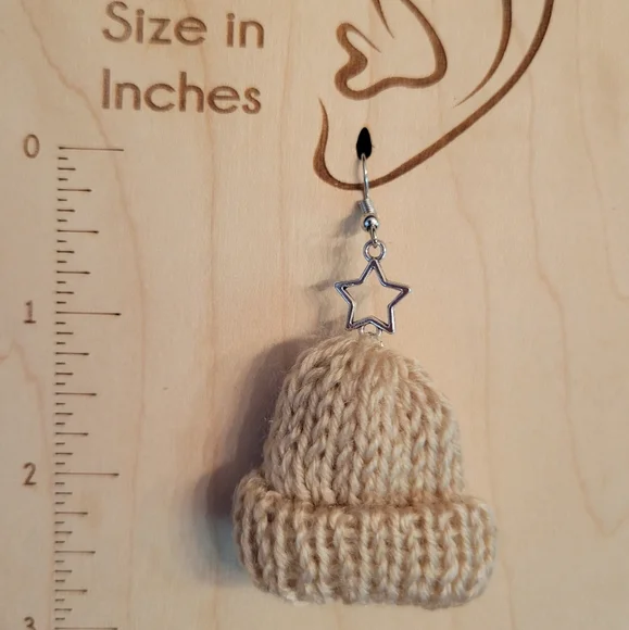 💥LAST PAIR💥 Knit Hat Drop Earrings - Picture 2 of 6